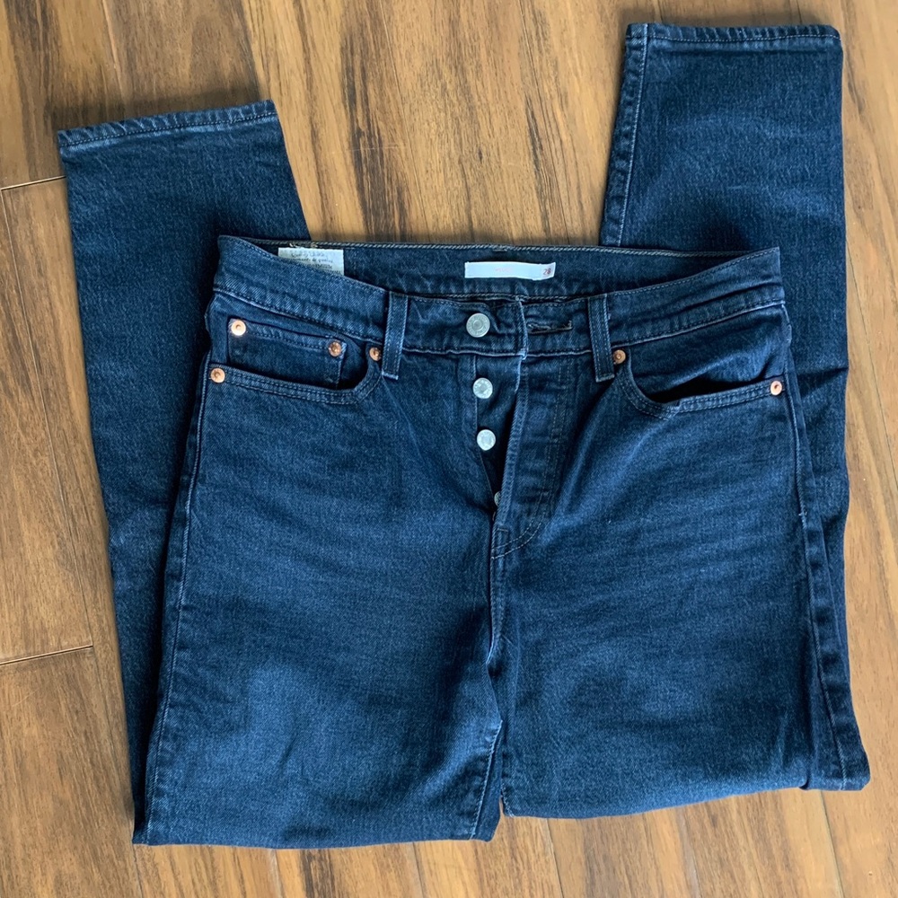 Levi’s Premium Slim Wedgie Jeans